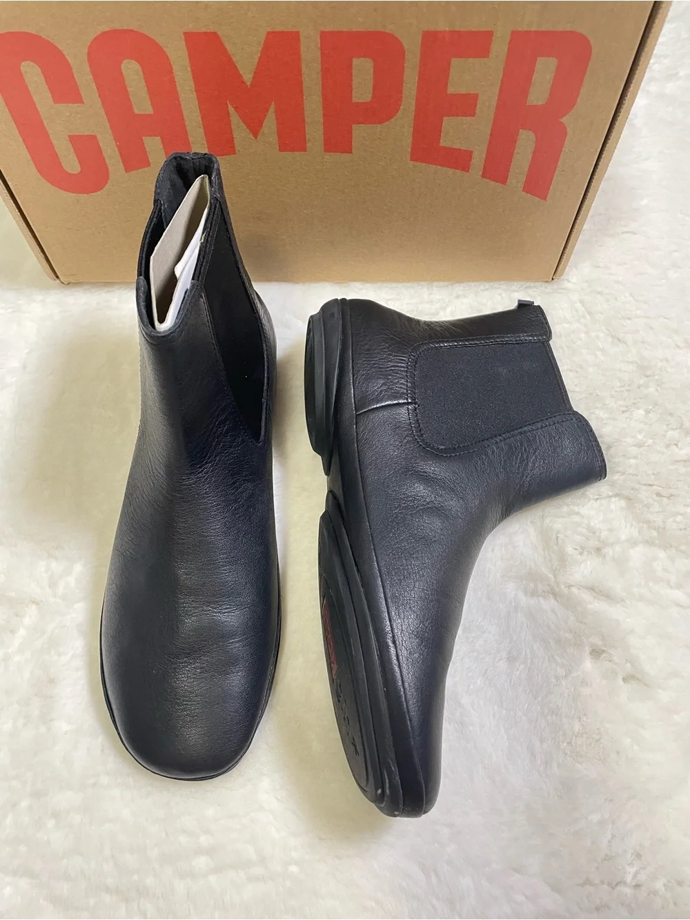 Camper Men’s Black Leather Chukka Boots